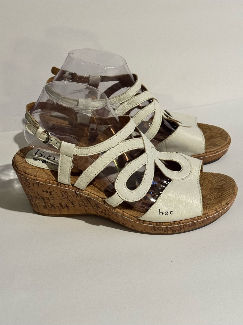 b.o.c. Born Concept Women's 10M Slingback Strappy Wedge Sandals Leather White